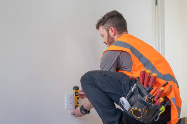 Best Circuit Breaker Repair  in Crescent City, FL